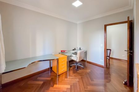 Apartamento para alugar com 205m², 4 quartos e 3 vagas Escritório