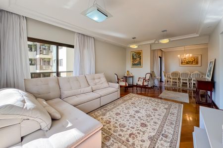 Apartamento para alugar com 205m², 4 quartos e 3 vagasSala