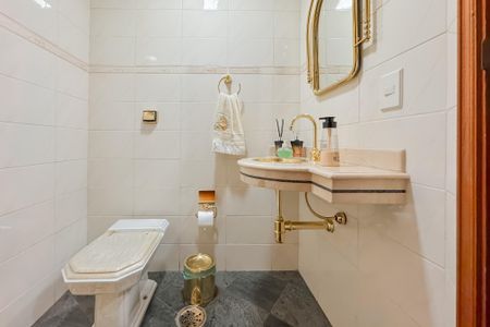 Apartamento para alugar com 205m², 4 quartos e 3 vagasLavabo