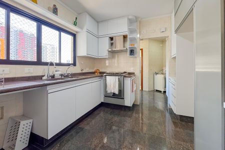 Apartamento para alugar com 205m², 4 quartos e 3 vagasCozinha