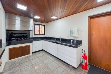 Apartamento para alugar com 205m², 4 quartos e 3 vagasChurrasqueira