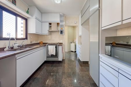 Apartamento para alugar com 205m², 4 quartos e 3 vagasCozinha