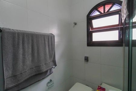 Casa à venda com 150m², 3 quartos e 2 vagasBanheiro da Suíte