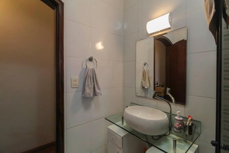 Casa à venda com 150m², 3 quartos e 2 vagasBanheiro Social