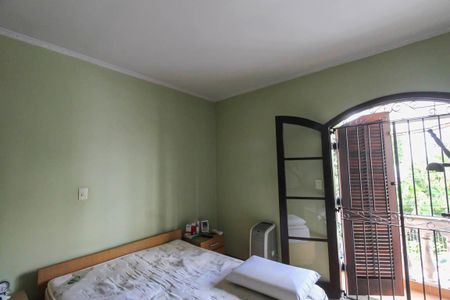 Casa à venda com 150m², 3 quartos e 2 vagasSuíte
