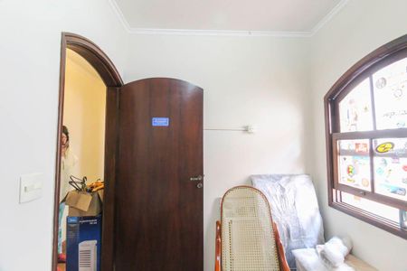 Casa à venda com 150m², 3 quartos e 2 vagasQuarto 2