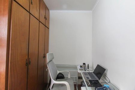 Casa à venda com 150m², 3 quartos e 2 vagasQuarto 2