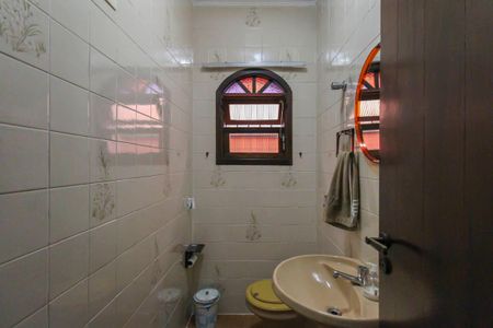 Casa à venda com 150m², 3 quartos e 2 vagasLavabo