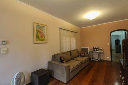 Casa à venda com 150m², 3 quartos e 2 vagasSala