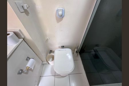Casa de condomínio à venda com 600m², 3 quartos e 4 vagasSuíte 2 - Banheiro