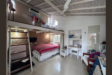 Casa de condomínio à venda com 600m², 3 quartos e 4 vagasSuíte 3