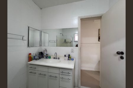 Casa de condomínio para alugar com 210m², 3 quartos e 4 vagasSuíte 1