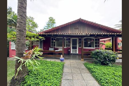 Casa de condomínio à venda com 600m², 3 quartos e 4 vagasÁrea externa