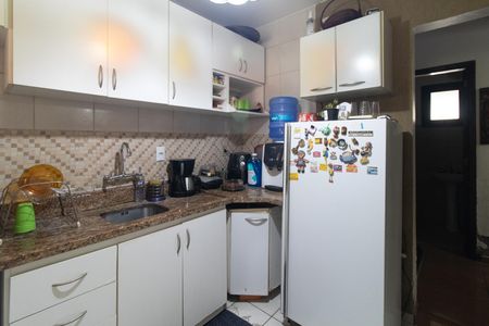 Casa à venda com 120m², 3 quartos e 1 vagaCozinha e Área de Serviço