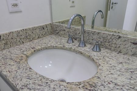 Apartamento para alugar com 60m², 2 quartos e 1 vagaBanheiro da Suíte