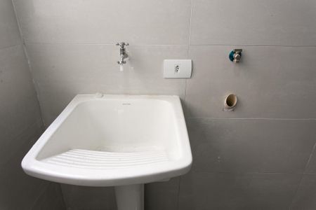 Apartamento à venda com 32m², 1 quarto e sem vagaÁrea de Serviço - Tanque