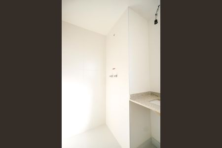 Apartamento à venda com 109m², 3 quartos e 2 vagasBanheiro da suíte 03