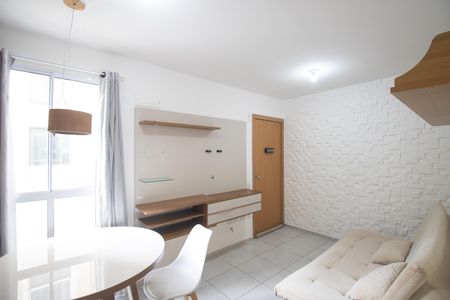Sala de apartamento para alugar com 1 quarto, 40m² em Vila Lage, São Gonçalo