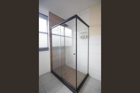 Banheiro de apartamento para alugar com 1 quarto, 40m² em Vila Lage, São Gonçalo