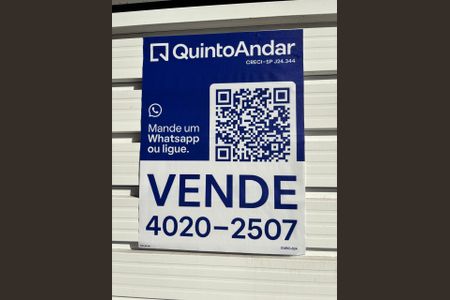 Casa à venda com 220m², 3 quartos e 2 vagas Casa à venda com 220m², 3 quartos e 2 vagasPlaca