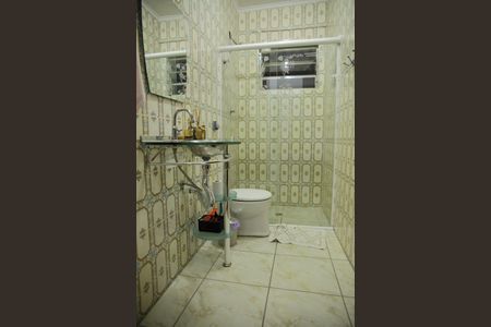 Casa à venda com 220m², 3 quartos e 2 vagasLavabo