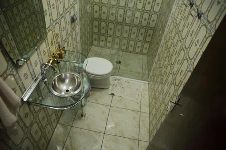 Casa à venda com 220m², 3 quartos e 2 vagasLavabo