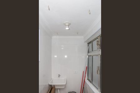 Apartamento à venda com 58m², 2 quartos e sem vagaCozinha e Área de Serviço