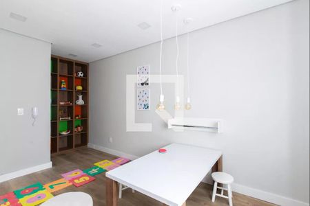 Apartamento à venda com 33m², 2 quartos e sem vaga Apartamento à venda com 33m², 2 quartos e sem vagaÁrea comum