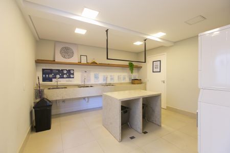 Apartamento à venda com 33m², 2 quartos e sem vaga Apartamento à venda com 33m², 2 quartos e sem vagaÁrea comum - Lavanderia
