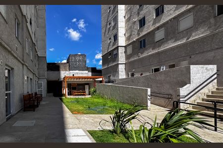 Apartamento à venda com 33m², 2 quartos e sem vaga Apartamento à venda com 33m², 2 quartos e sem vagaÁrea comum