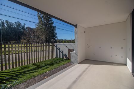 Casa à venda com 184m², 3 quartos e 2 vagas Casa à venda com 184m², 3 quartos e 2 vagasPátio