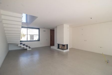 Casa à venda com 184m², 3 quartos e 2 vagas Casa à venda com 184m², 3 quartos e 2 vagasSala