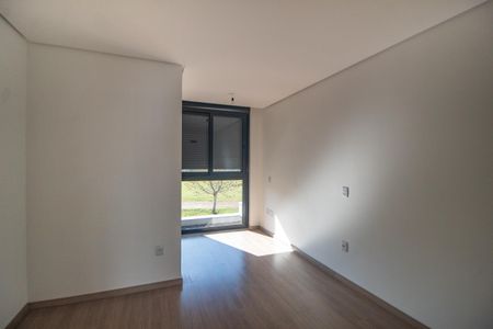Casa à venda com 184m², 3 quartos e 2 vagas Casa à venda com 184m², 3 quartos e 2 vagasSuite