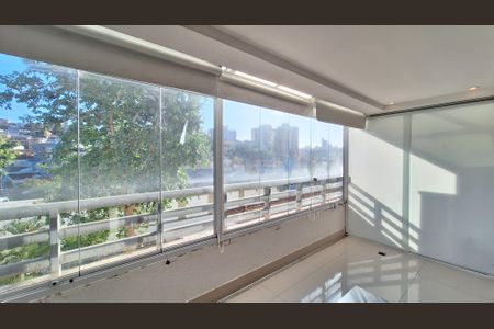 Varanda de apartamento à venda com 1 quarto, 51m² em Vila Anglo Brasileira, São Paulo