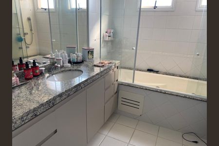 Apartamento para alugar com 148m², 3 quartos e 3 vagasQuarto