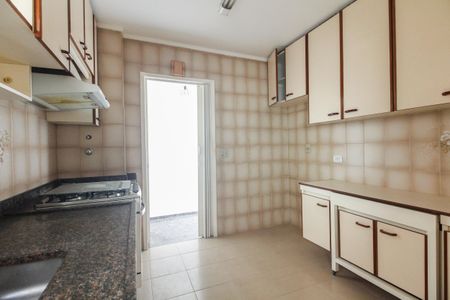 Apartamento à venda com 96m², 3 quartos e 1 vaga Apartamento à venda com 96m², 3 quartos e 1 vagaCozinha
