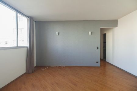 Apartamento à venda com 96m², 3 quartos e 1 vaga Apartamento à venda com 96m², 3 quartos e 1 vagaSala