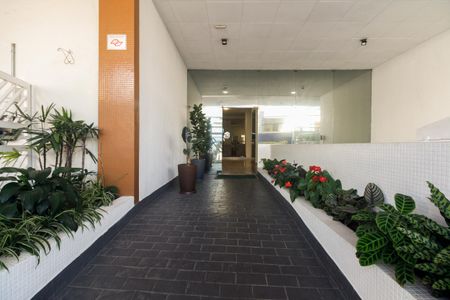 Apartamento à venda com 96m², 3 quartos e 1 vaga Apartamento à venda com 96m², 3 quartos e 1 vagaCondomínio - Entrada