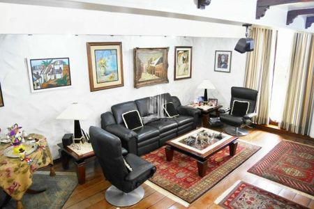 Casa à venda com 5 quartos, 572m² em Jardim Guedala, São Paulo