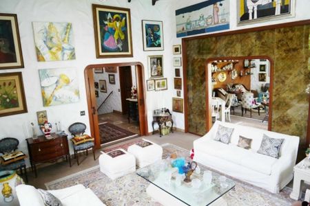 Casa à venda com 5 quartos, 572m² em Jardim Guedala, São Paulo