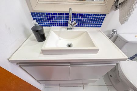 Casa à venda com 207m², 3 quartos e 4 vagasBanheiro da Suíte 1