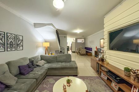 Casa à venda com 207m², 3 quartos e 4 vagasSala