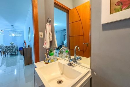 Casa à venda com 207m², 3 quartos e 4 vagasLavabo