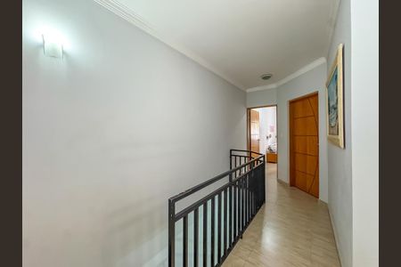 Casa à venda com 207m², 3 quartos e 4 vagasHall dos Quartos