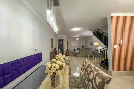 Sala de Jantar de casa à venda com 3 quartos, 207m² em Baeta Neves, São Bernardo do Campo