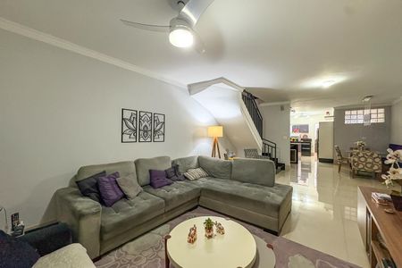 Casa à venda com 207m², 3 quartos e 4 vagasSala