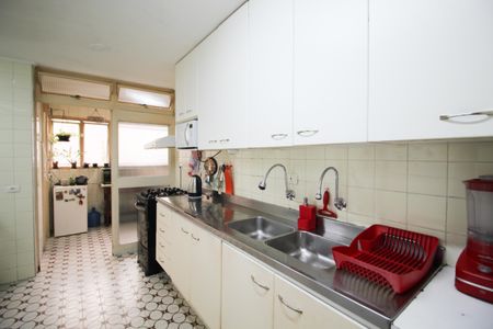 Apartamento à venda com 130m², 3 quartos e 1 vagaCozinha