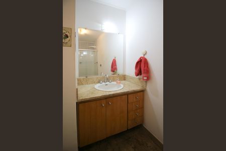 Apartamento à venda com 130m², 3 quartos e 1 vagaBanheiro