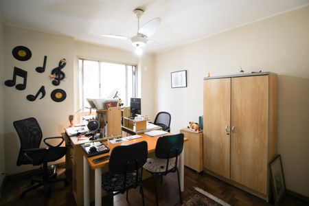Apartamento à venda com 130m², 3 quartos e 1 vagaQuarto 2