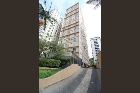 Apartamento à venda com 130m², 3 quartos e 1 vagaFachada